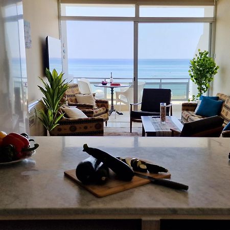 Makenzy Sandy Beachfront Paradise Larnaca Exterior foto